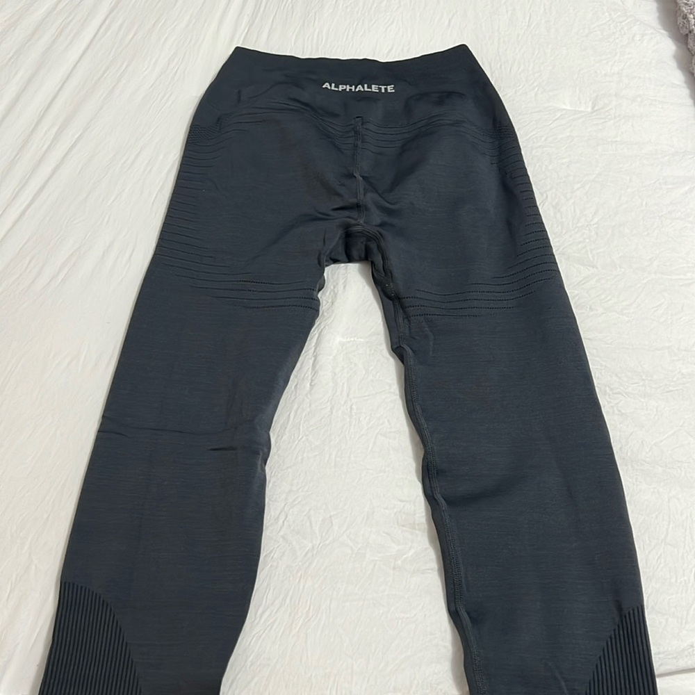Alphalete leggings